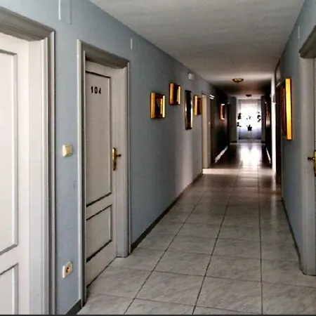 Гостевой дом Rocio 3*